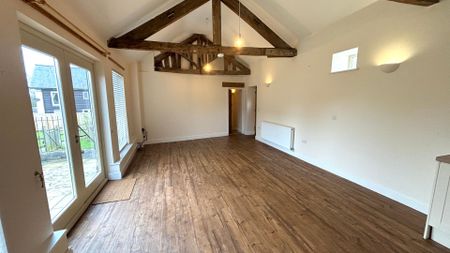 Hele Manor Barns, Hele, Taunton - Photo 3