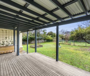 Three-bedroom home in O'Connor - Photo 3