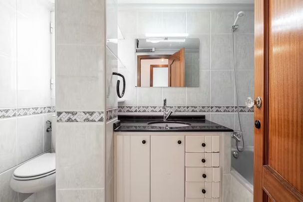 Carrer del Doctor Vila Barberà, Valencia, Valencian Community 46007 - Photo 1