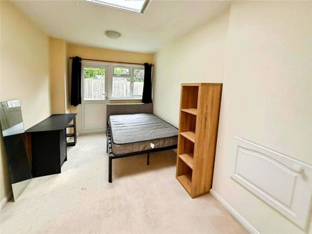 1 bedroom detached house to rent - Photo 2