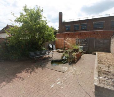 Studio to rent - Photo 6