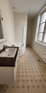 Plateau central très beau T3 avec garage - Photo 4