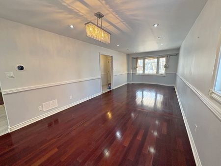 For Lease - 90 Penny Crescent, Markham, Ontario - Photo 2