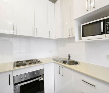 3/13 Waine Street, Surry Hills NSW 2010 - Apartment For Rent | Domain - Photo 4