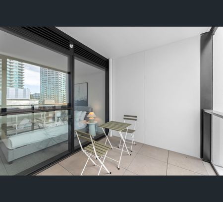 707/41-49 Bank Street, South Melbourne, Vic 3205 - Photo 2