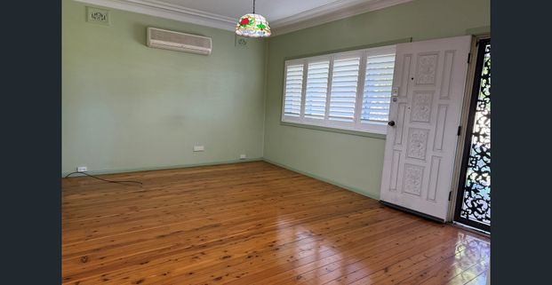 Well Maintained Three Bedroom Home - Photo 1