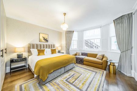 3 bedroom flat to rent - Photo 5