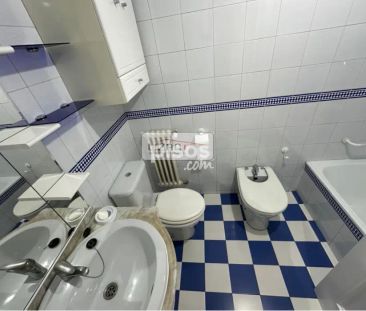 Piso en alquiler en Calle de Pérez de la Sala - Photo 5