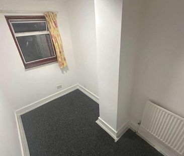 Norfolk Road Ilford, IG3 - Photo 4