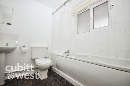 2 bedroom flat to rent - Photo 5