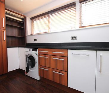 2 bedroom townhouse to rent - Photo 6