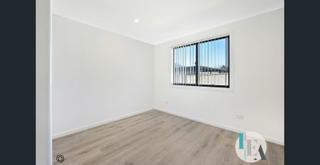 Brand New Modern Villa – Be the First to Move In! - Photo 2