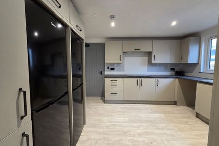 Felix Road - Photo 3