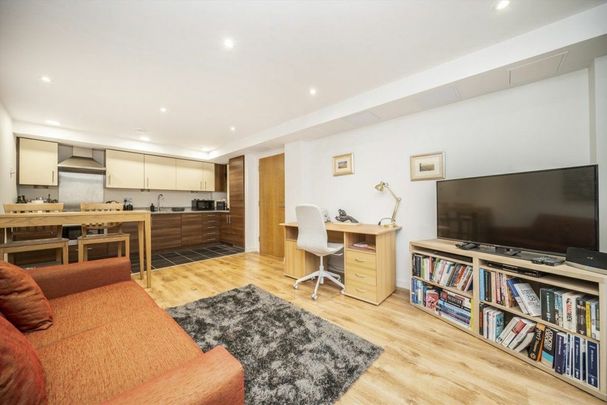 Steward Street, Spitalfields, E1 - Photo 1