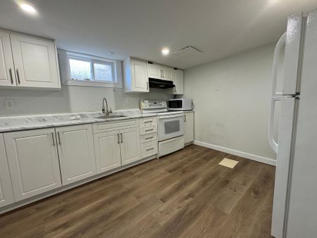 For Lease - 950 QUEENS Boulevard Unit# LOWER, Kitchener, Ontario - Photo 3