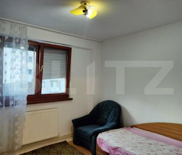 Apartament de inchiriat, 2 camere decomandat, mobilat și ut - Photo 1