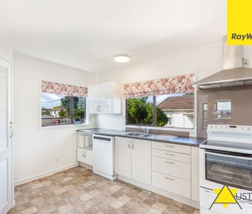 1/2 Northall Road, New Lynn - Photo 1