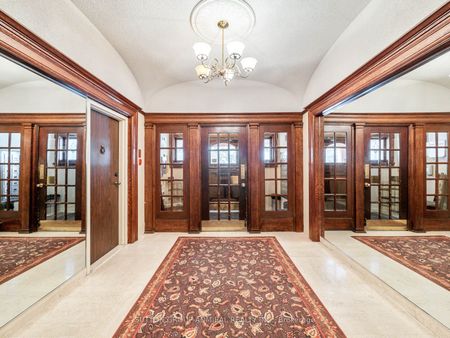 Powell Mansion Lofts , #302 - Photo 2