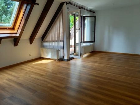 2-Zimmer-DG-Maisonette-Wohnung in Bestlage von S-Sillenbuch - Photo 2