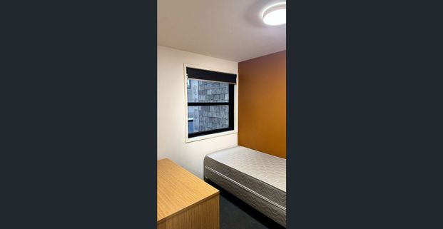 2 Bedroom Apartment on Flinders - Photo 1