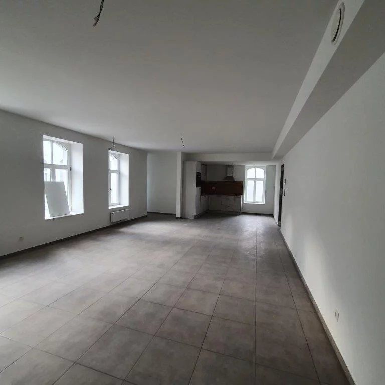 Stylische Neubauwohnung im Herzen von Eupen – ideal für alle, die kurze Wege lieben. - Foto 1