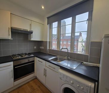 High Street, Beckenham BR3, London - Photo 1