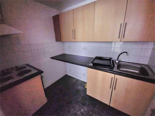 West Road, Westcliff On Sea, Westcliff On Sea, SS0 - Photo 1