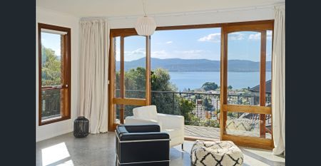 Sandy Bay - Sweeping water views - Photo 3