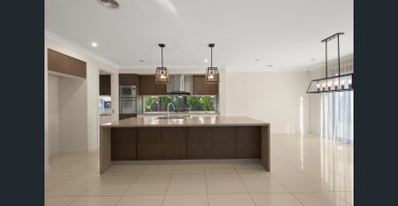 Stately poise, exclusive beauty in Balwyn High School zone - Photo 5