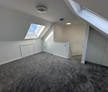 2 bedroom maisonette to rent - Photo 3