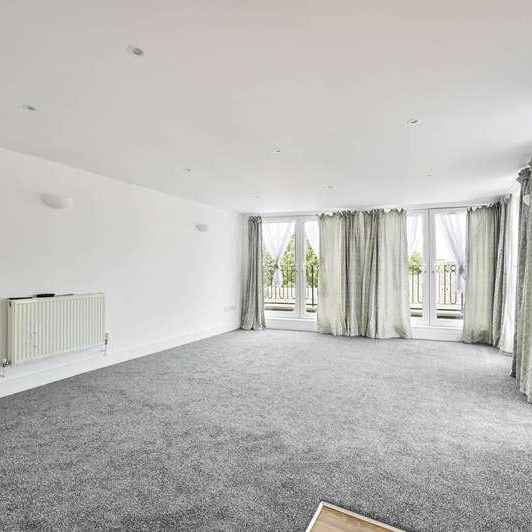 Birdhurst Rd, London, Colliers Wood, Sw, London, SW19 - Photo 1