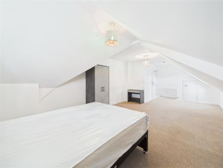 1 bedroom House share to rent - Photo 3