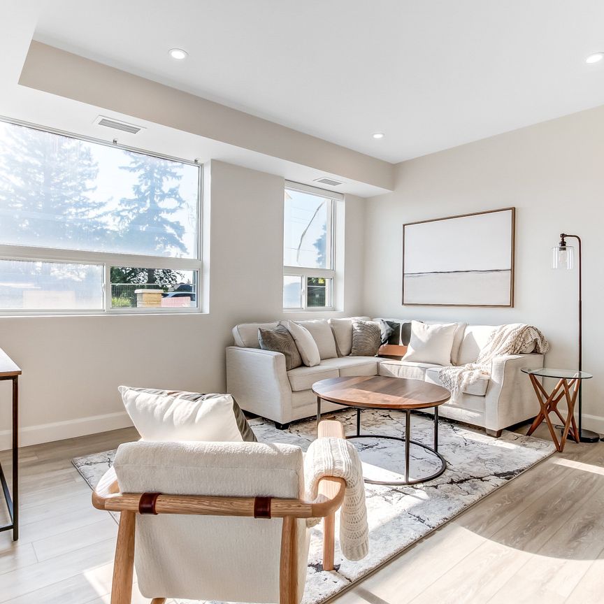 For Lease - 16 Compass Trail Unit# 203, Central Elgin, Ontario - Photo 1