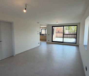 Appartement te huur in Zonhoven voor € 1.375 met 3 slaapkamers - Photo 1