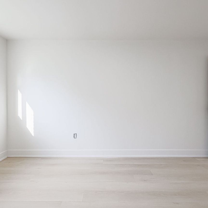 For Lease - 81 Ontario Street Unit# 10, Clarington, Ontario - Photo 1