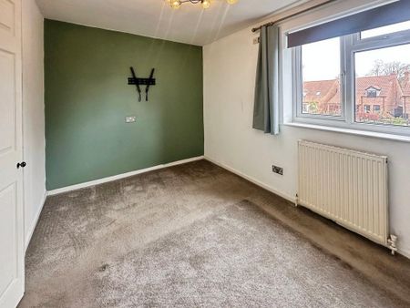 2 bedroom semi-detached house to rent - Photo 5