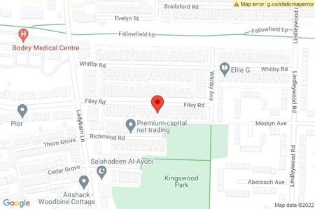 4 bedroom end of terrace house to rent - Photo 3