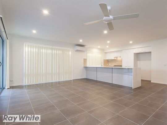 Spacious Home in The Park Vista Estate - Photo 1