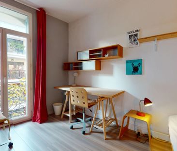 Appartement 4 pièce(s) 113.84 m2 - Photo 2