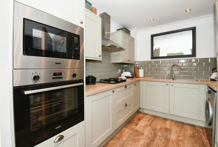 47 The Fields, Washingborough , Lincoln, LN4 1FY - Photo 4