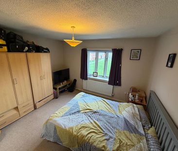 2 bedroom end of terrace house to rent - Photo 6