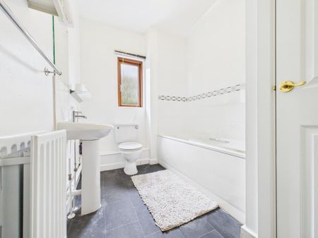 2 bedroom terraced house to rent - Photo 5