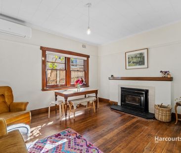 Sunny family home - Photo 2