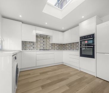 Middlewood Road, Aughton - Photo 6