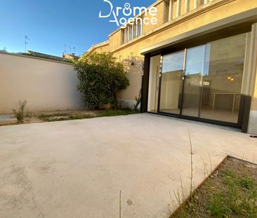 Location Appartement 3 pièces 79m² VALENCE 26000 - Photo 6