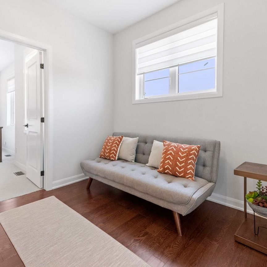 For Lease - 733 Coast Circle Unit# Upper, Manotick - Kars - Rideau Twp and Area, Ontario - Photo 1