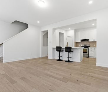 For Lease - 289 Anyolite Private, Barrhaven, Ontario - Photo 1