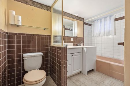 For Lease - 860 Killeen Avenue, McKellar Heights - Glabar Park and Area, Ontario - Photo 4