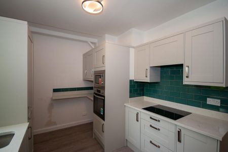 3 bedroom detached house to rent - Photo 5