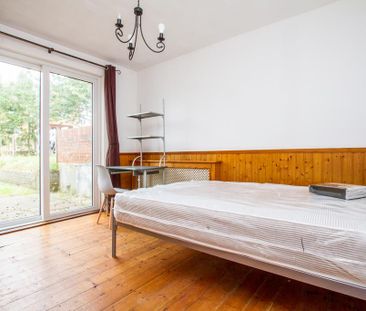 4 bedroom terraced house to rent - Photo 3